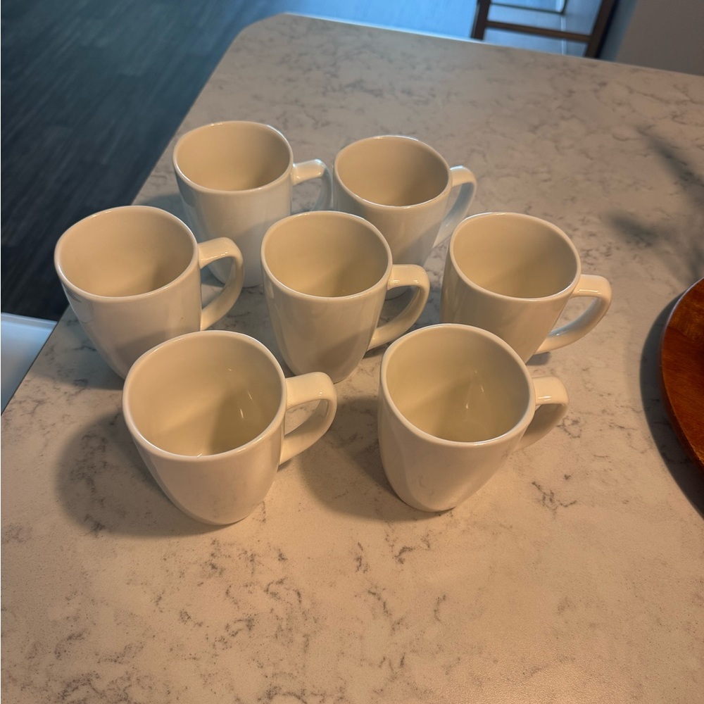 Elegant White Ceramic Mug Set